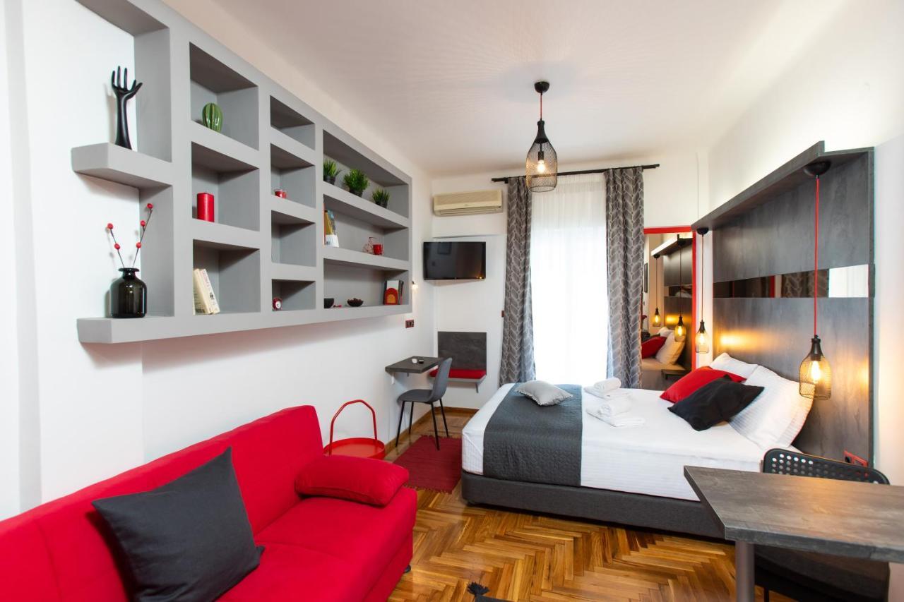 Downtown Luxury Boutique Suites : The Red Suite Thessaloniki Exterior photo
